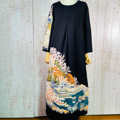 作家物＊金彩手描き梅＆風景柄友禅正絹黒留袖ワンピースM～L＆