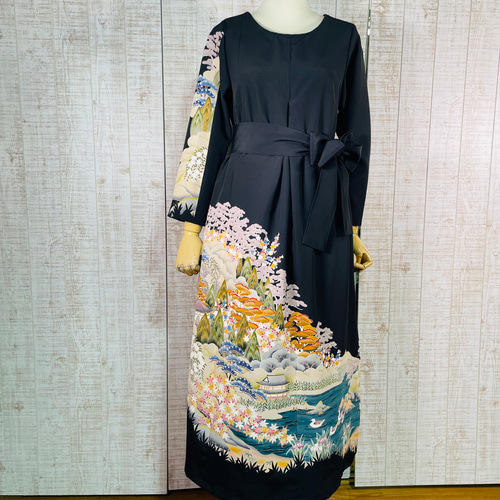 作家物*風景柄友禅正絹金彩黒留袖ワンピースM~L&ギャザー 作家物*風景柄友禅正絹金彩黒留袖ワンピースM~L&ギャザー