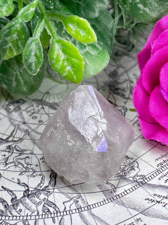 淡い紫水晶　アナンダライト　天然レインボー 淡い紫水晶アナンダライト天然レインボー