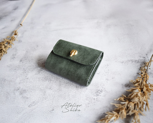 【イタリアンレザー】オコシ金具の三つ折り財布　フルハンドメイド 三つ折り財布 本革 ｲﾀﾘｱﾝﾚｻﾞｰ 【オコシ金具】 MossGreen モスグリーン