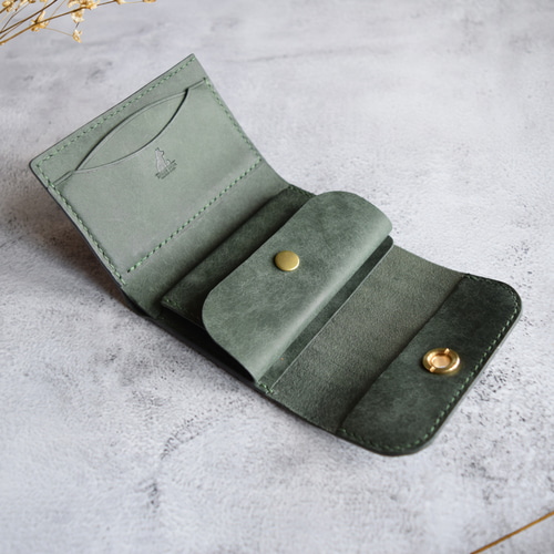 三つ折り財布 本革 ｲﾀﾘｱﾝﾚｻﾞｰ 【オコシ金具】 MossGreen モス