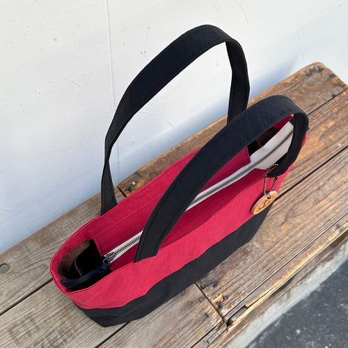 ツートンカラーが可愛い！小さめ撥水加工ナイロントートバッグ tsumiki