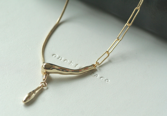 スライドボール付2wayY字ネックレス　 2枚目の画像
