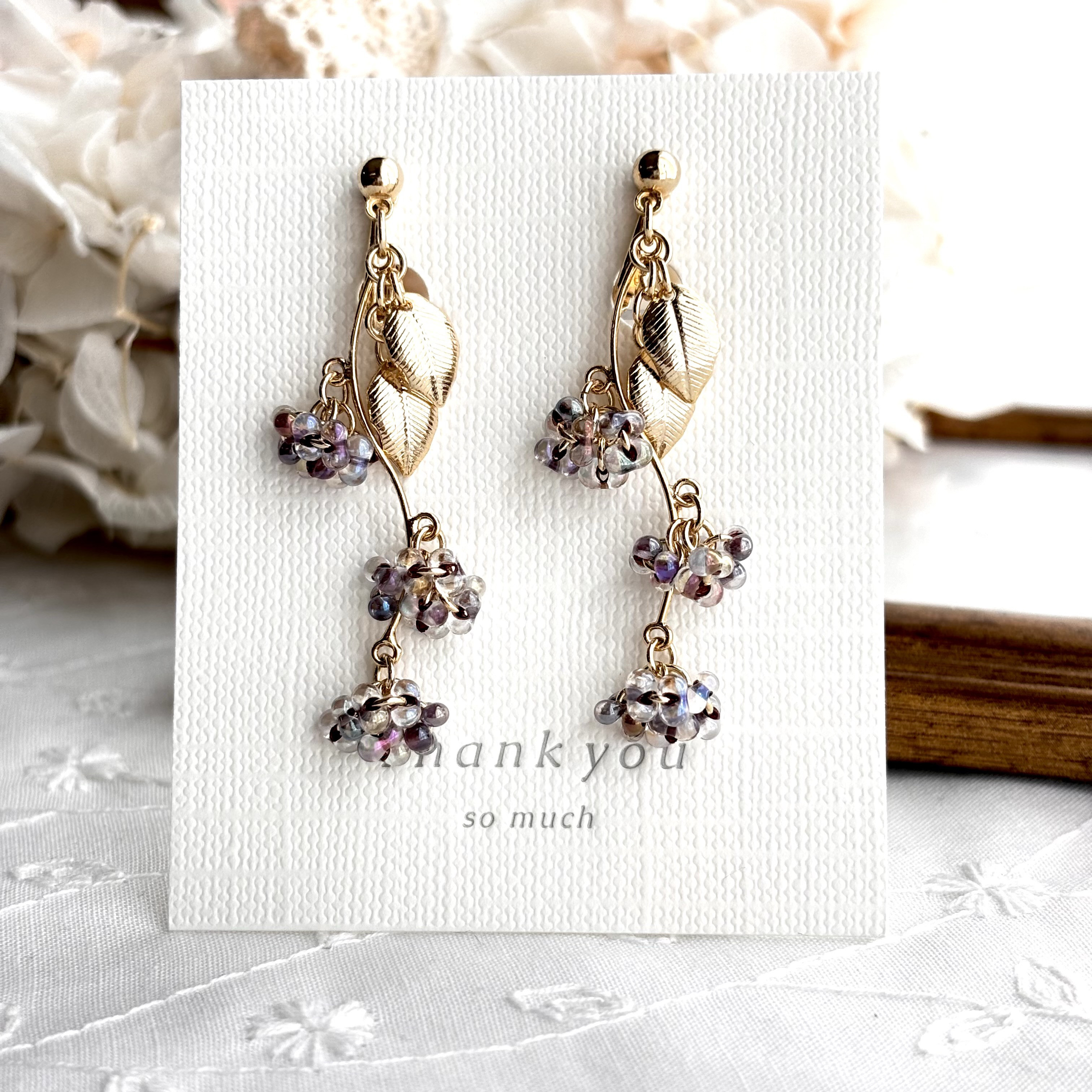 いとうゆ　アンティークボタン　チェコガラス　サージカルステンレスピアス