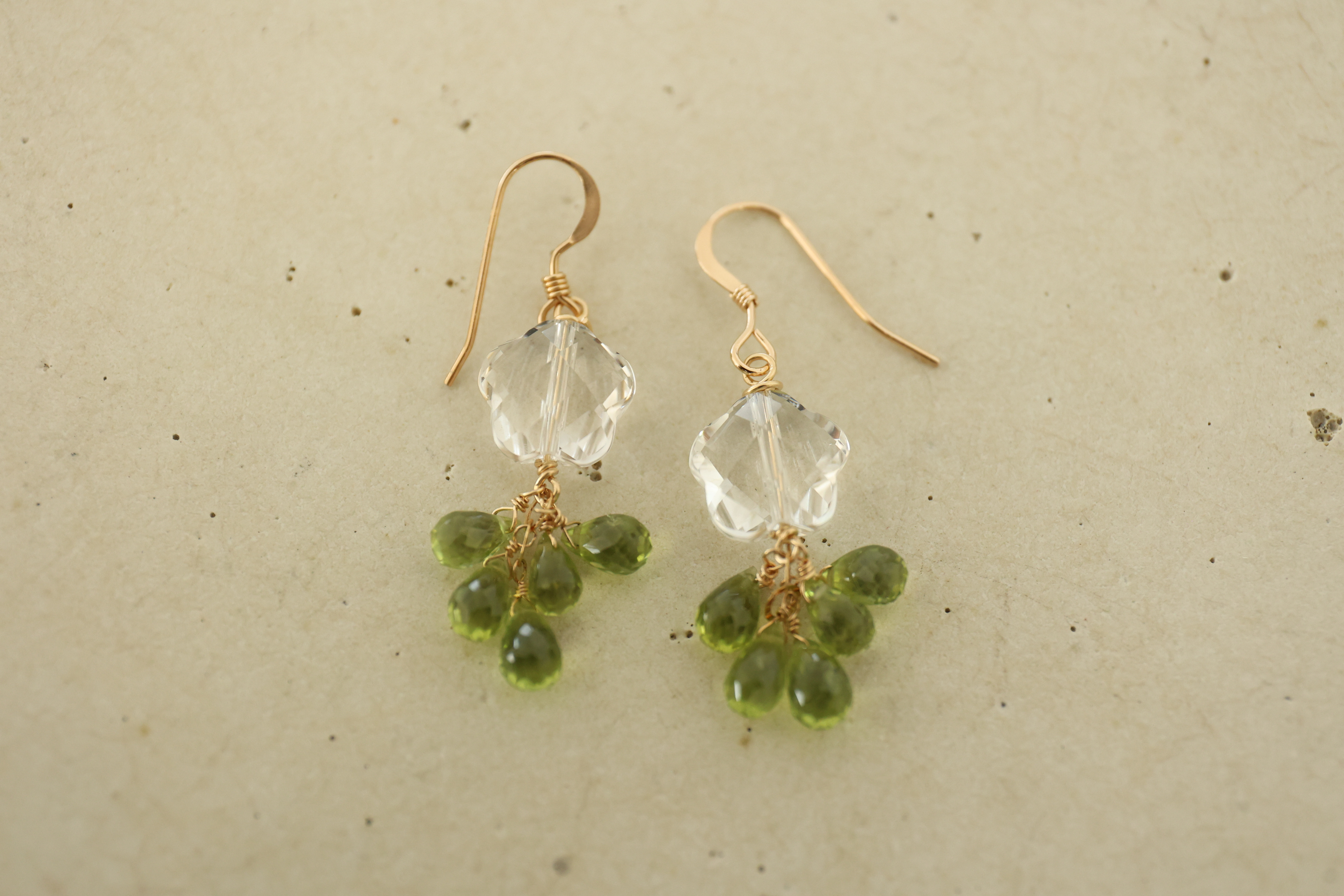 14KGFperidot pierce[kgf5260]