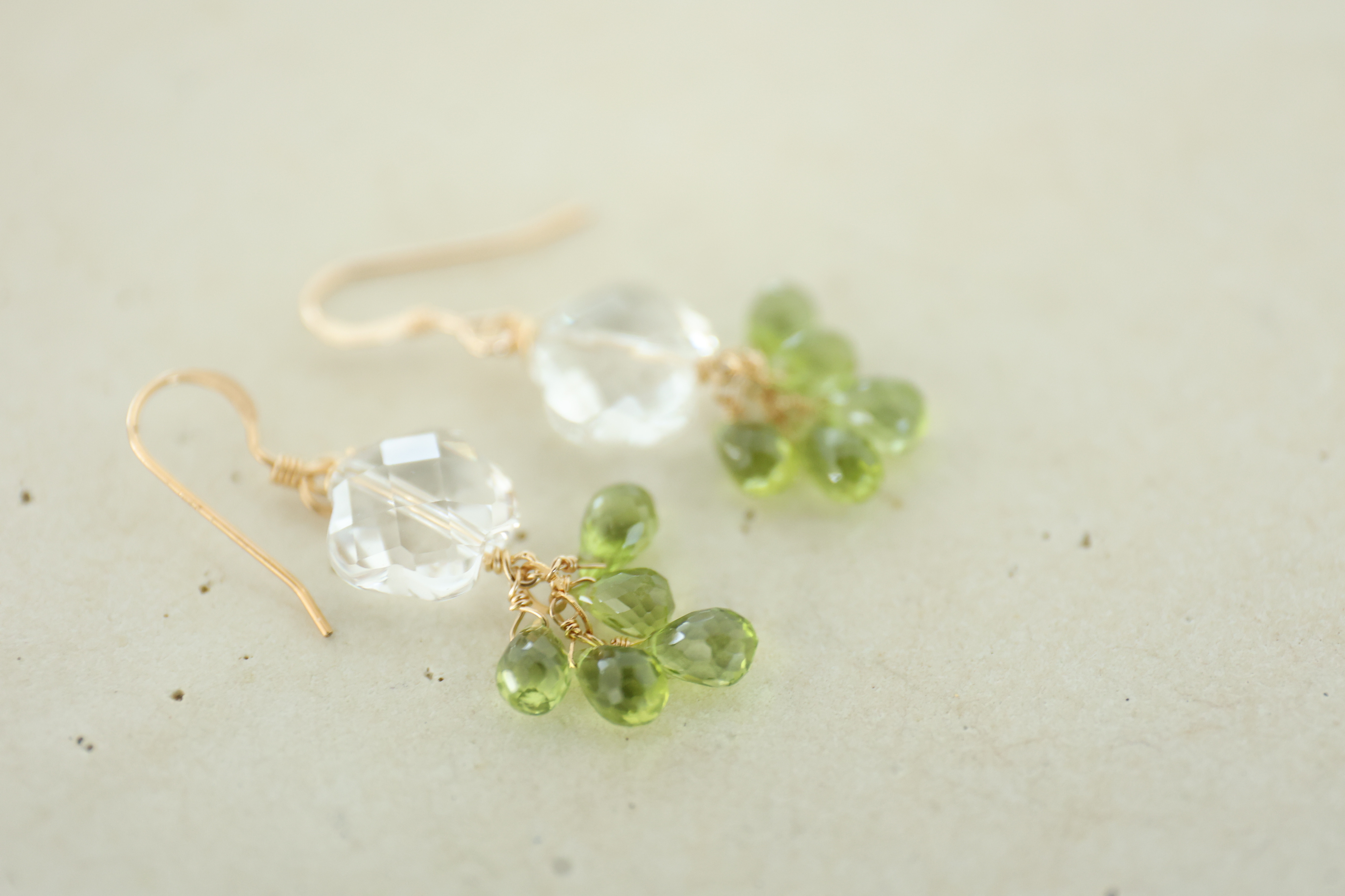 14KGFperidot pierce[kgf5260]