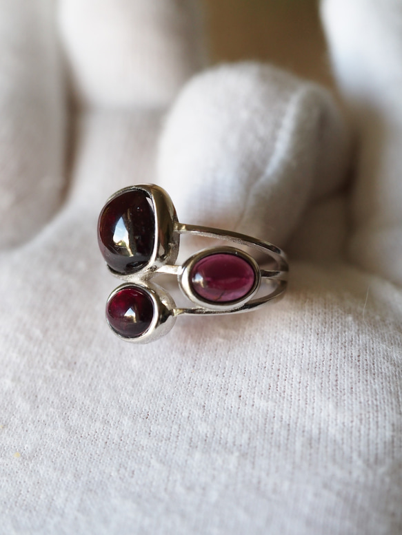 ガーネットトリプル：10/8/8　 　S925WGリング❀ 3枚目の画像