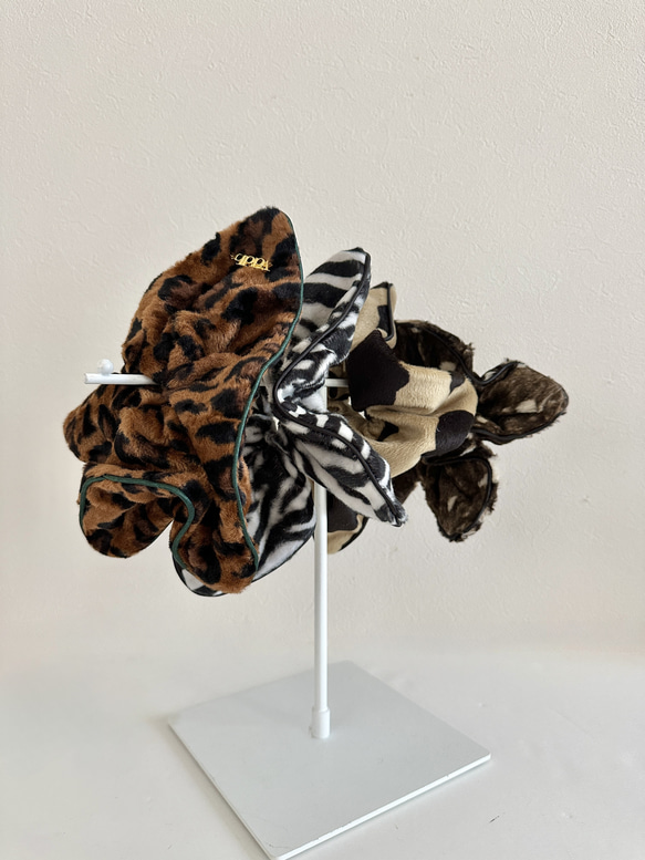 ape シュシュ　4個セット square chouchou ファーアニマルスクエアビッグシュシュ1枚 シュシュ