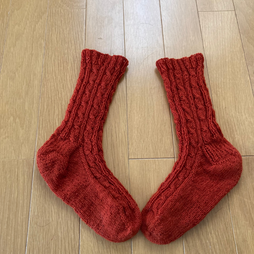 手編み靴下♡♡純毛 靴下 q 通販 18257736｜Creema(クリーマ)