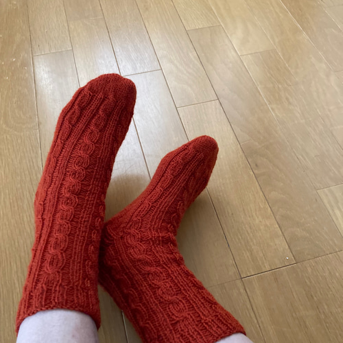 手編み靴下♡♡純毛 靴下 q 通販 18257736｜Creema(クリーマ)