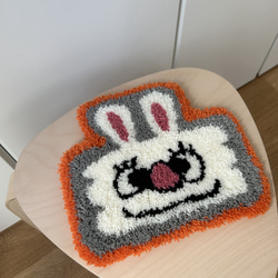 新作】 うさぎ ミニラグ インテリア 雑貨 タフティング