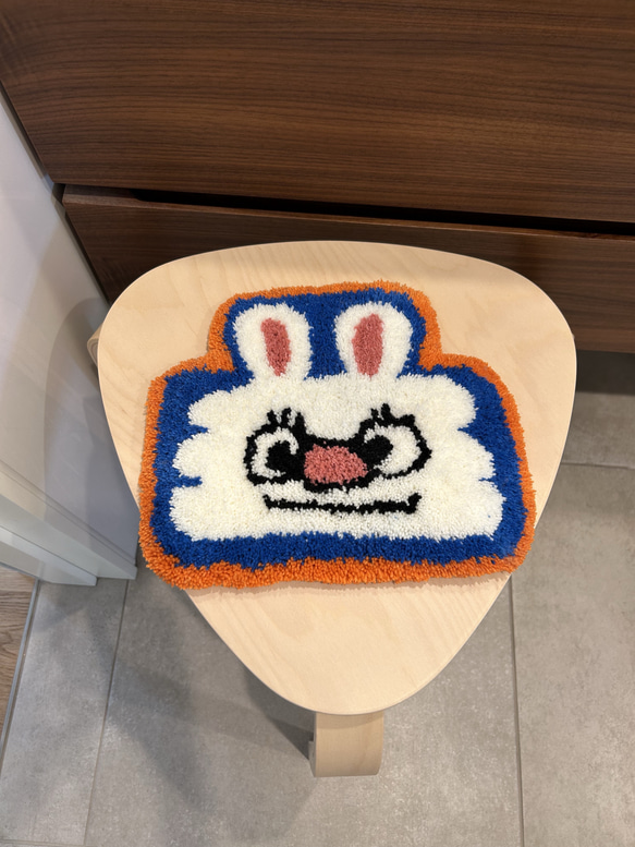 新作】 うさぎ ミニラグ インテリア 雑貨 タフティング