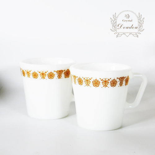 pyrex バタフライゴールドマグ 2脚セット
