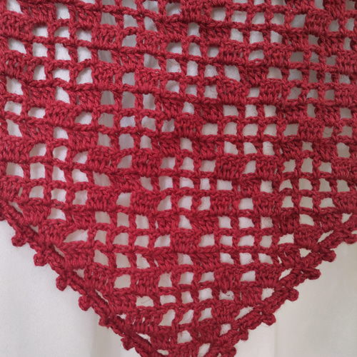 ダイヤ柄レース編みのボルドー三角ストールEMIM Bloom リネンコットン