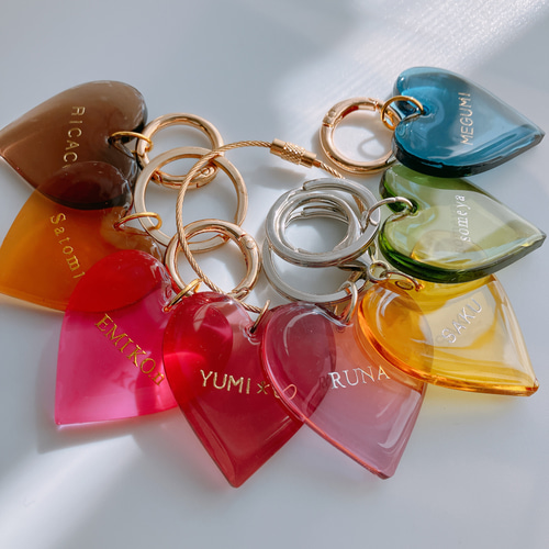 名入れ/言葉入れ無料】全12色 クリアカラー ハート キーホルダー L