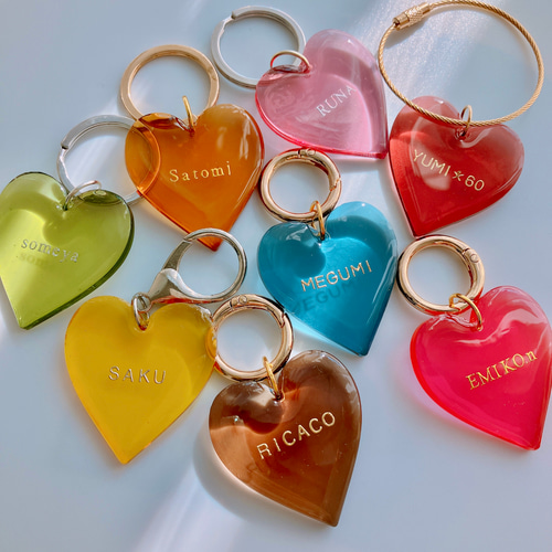 名入れ/言葉入れ無料】全12色 クリアカラー ハート キーホルダー L