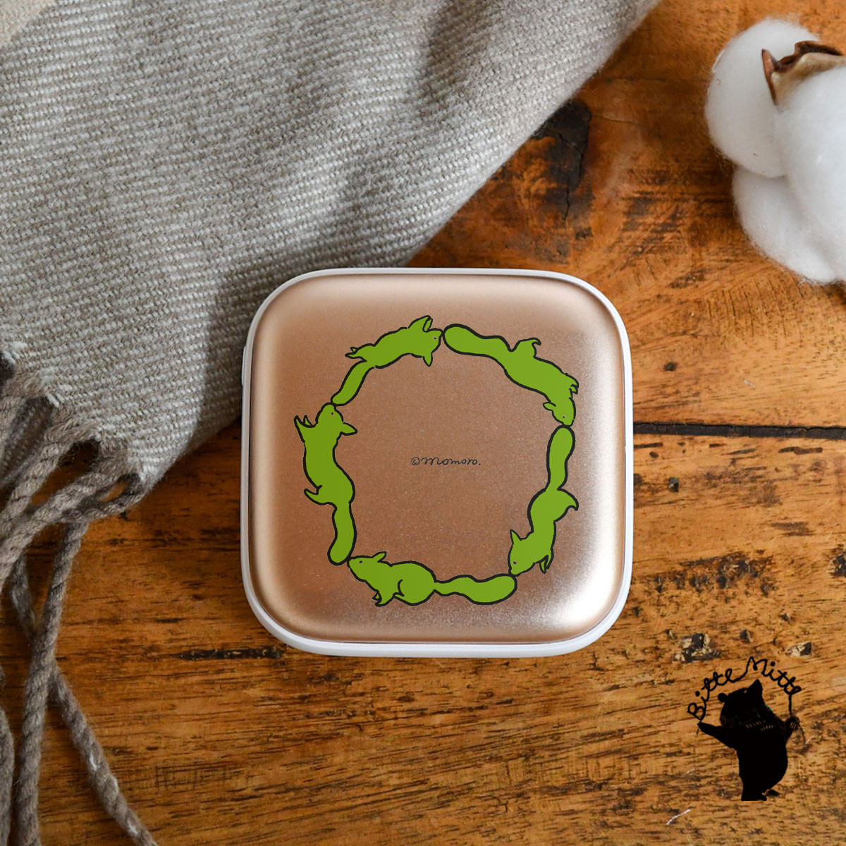 カイロ 充電式 モバイルバッテリー iPhone Android リス かわいい