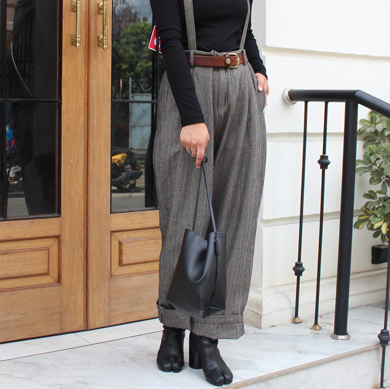 2way美脚サロペットパンツ　グレー