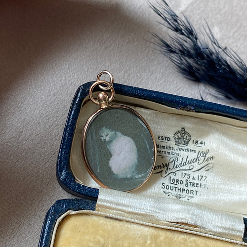 英国アンティークロケットペンダント9ct 1890年製