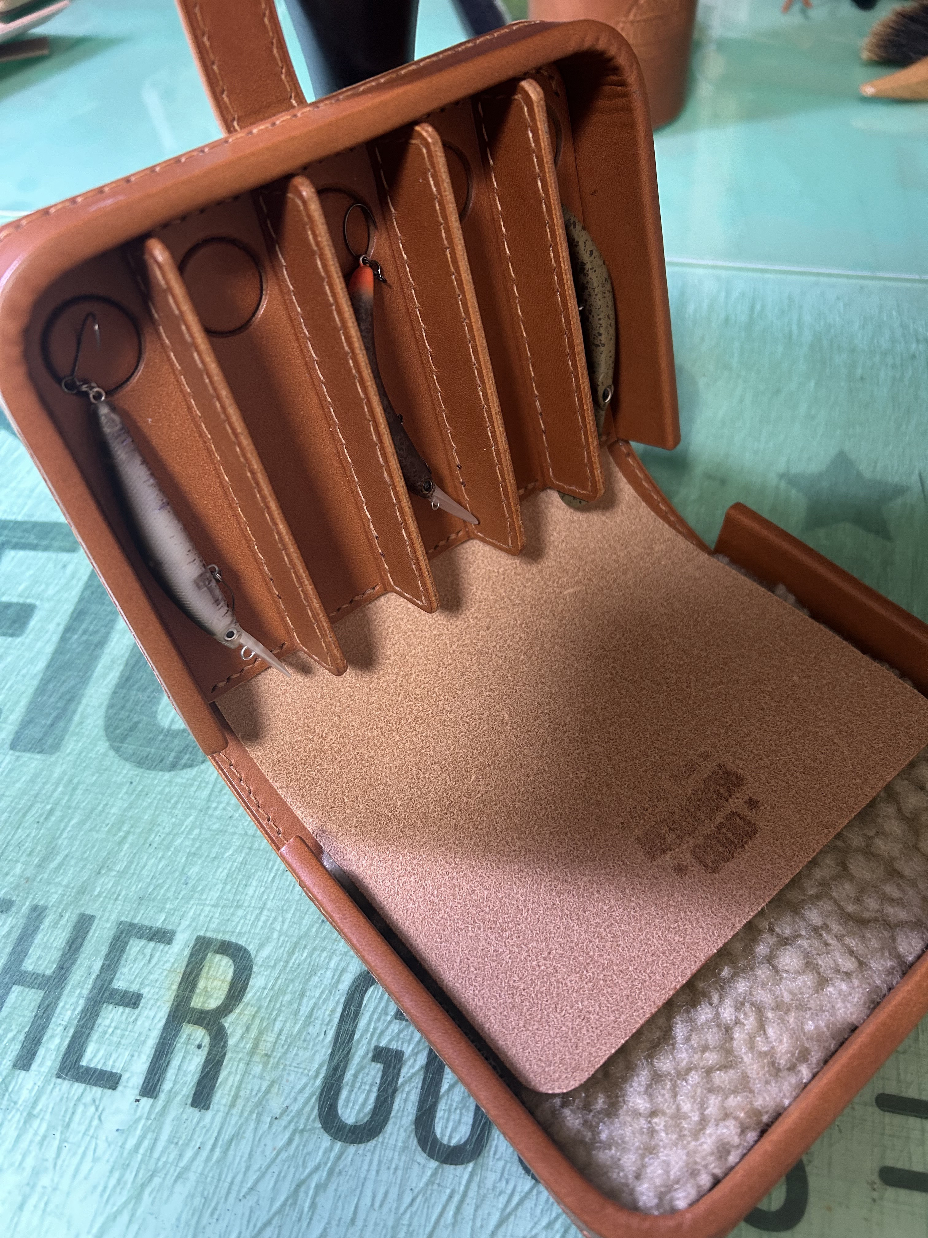 ルアーケース 箱型