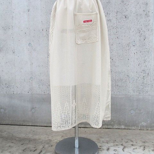 薄ベージュ レース スカート レイヤード 重ね履きに フレア