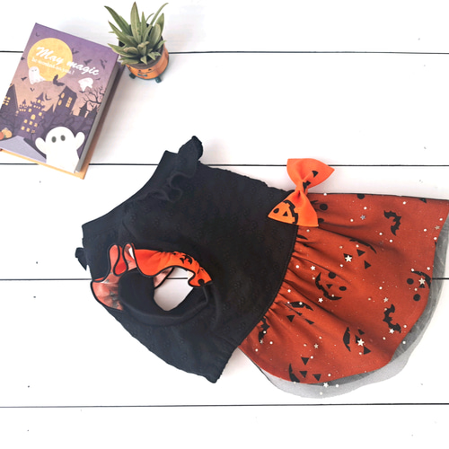 ♥︎︎Rossher♡♡♥︎︎ ハンドメイド犬服 ハロウィン チュールワンピース ♥︎︎Rossher♡♡♥︎︎ ハンドメイド犬服 ハロウィン チュール