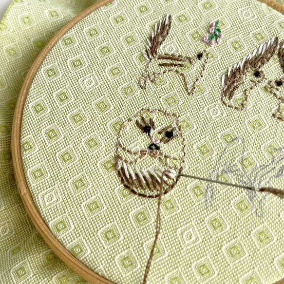 松鼠字母刺繡套件 [適合初學者/包含圖案/松鼠] 第2張的照片