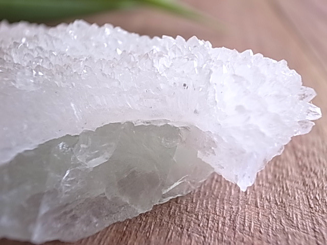 レア！クォーツオングリーンフローライト　原石 　60ｇ　天然石