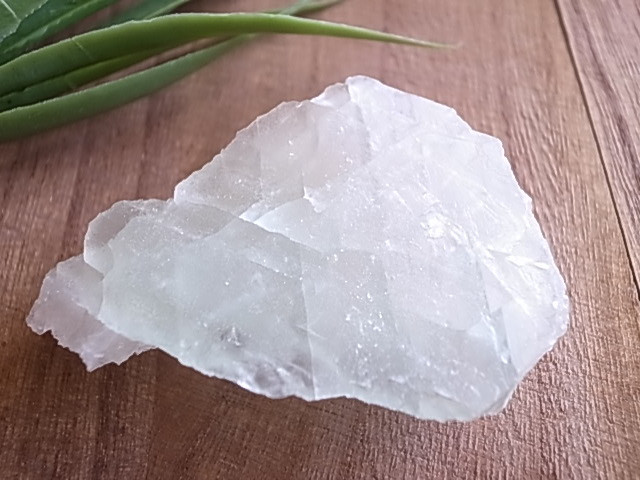 レア！クォーツオングリーンフローライト　原石 　60ｇ　天然石