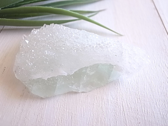 レア！クォーツオングリーンフローライト　原石 　60ｇ　天然石