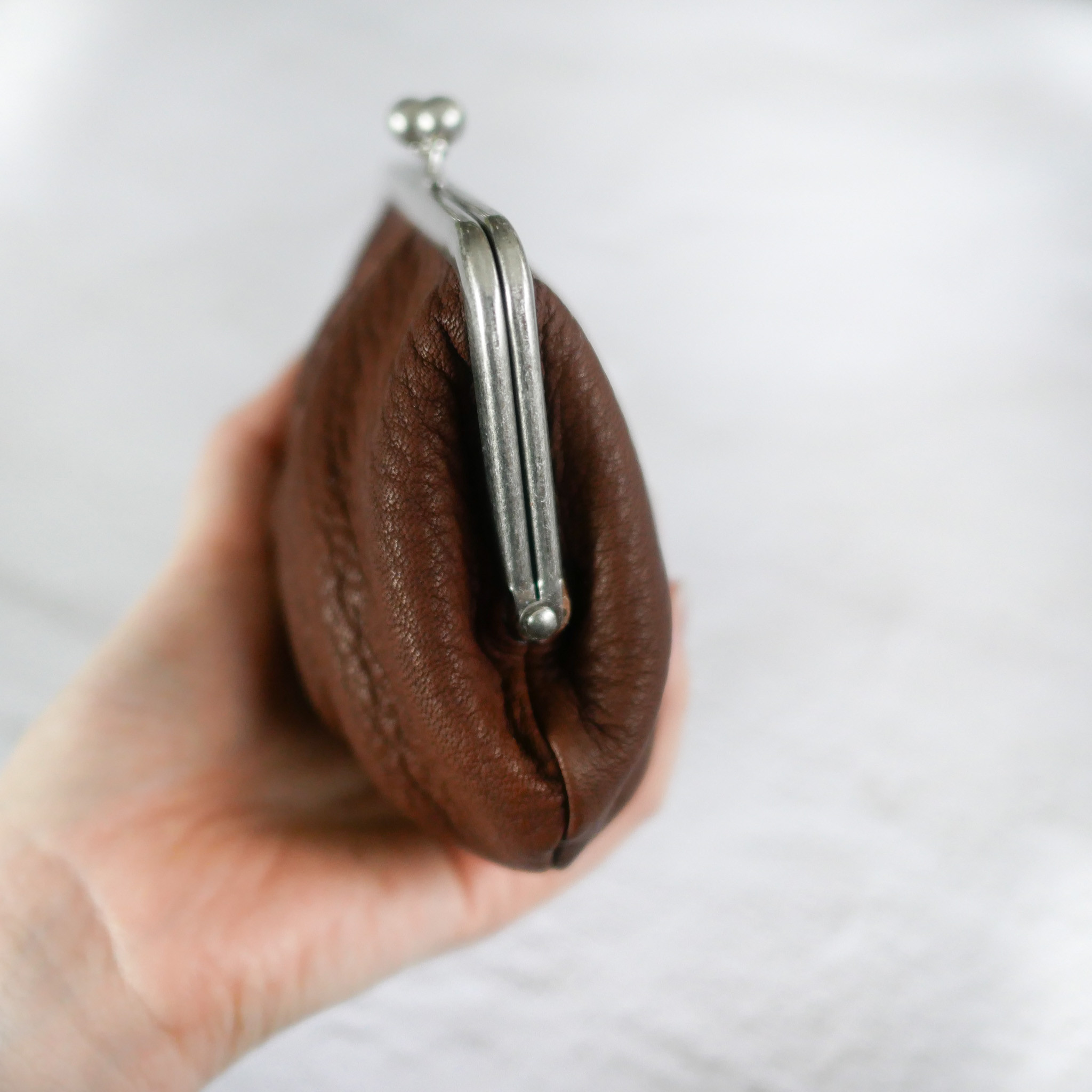 むちむちぽってり「鹿革の親子がま口」4色