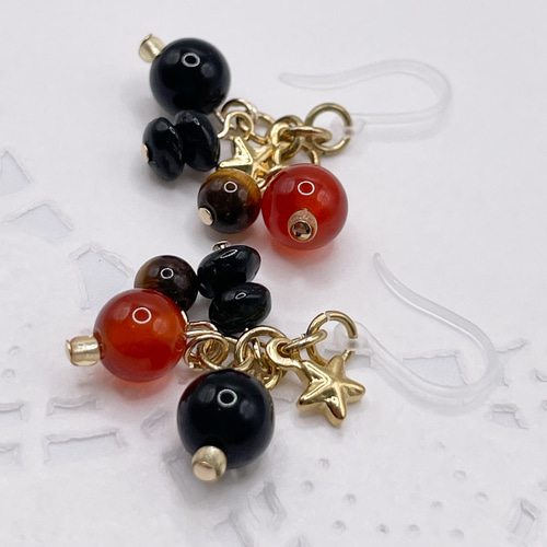 カーネリアン＆オニキス＆タイガーアイの天然石ピアス（イヤリング