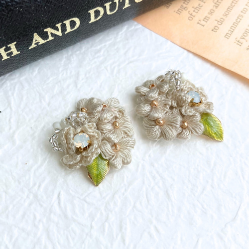 ♡ハンドメイド♡ビジューピアスイヤリング乙女座 dg530015e-aa.jpg