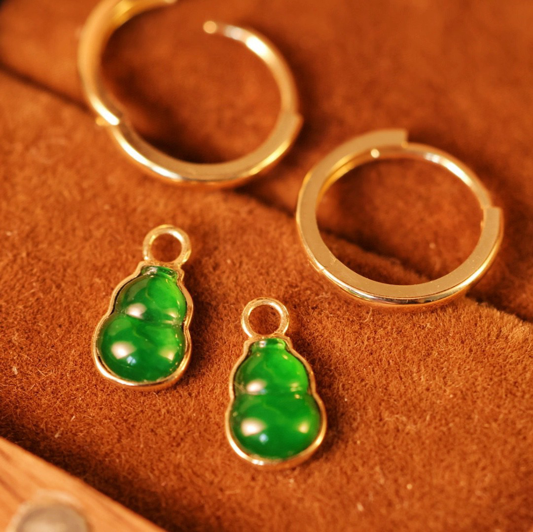 ひょうたんモチーフ　ヒスイ2wayピアスk18