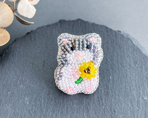 ハムスターのビーズ刺繍ブローチ/キーホルダー/バッグチャーム