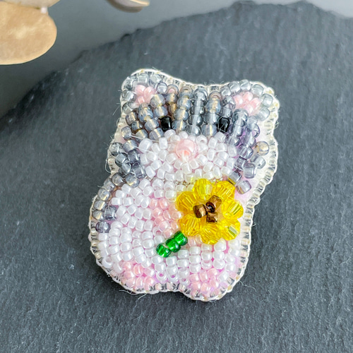 【コルリ】ビーズ刺繍ブローチバッグチャーム 99ef4cb5f23c99d53fd6761007ea09