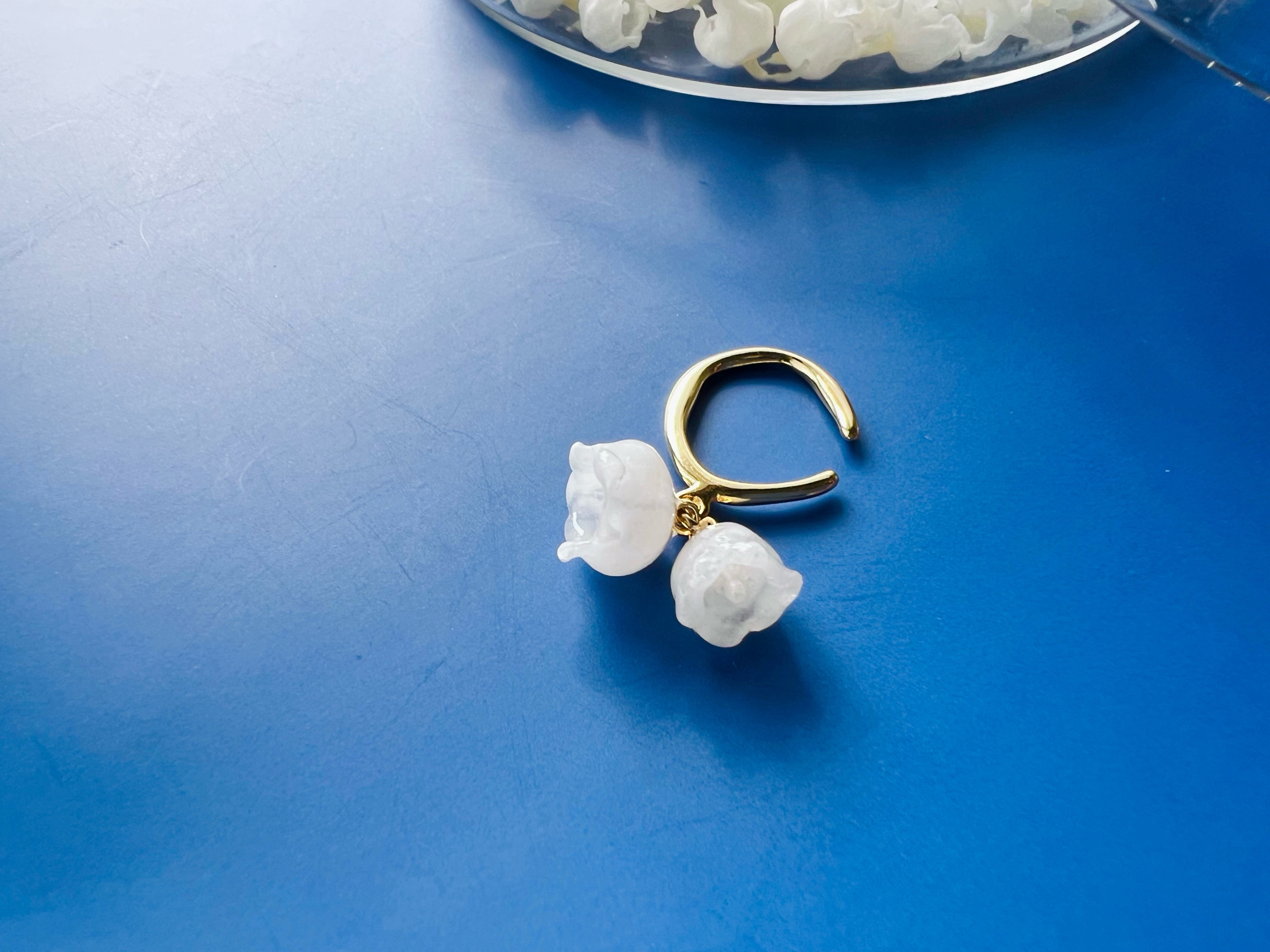 本物のお花 すずらん 2輪のイヤーカフ♢gold