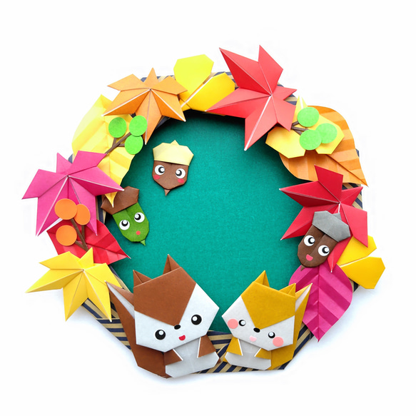 ꕤ紅葉と仲良しリスの秋リース【折り紙作品の壁面飾り】 その他アート  