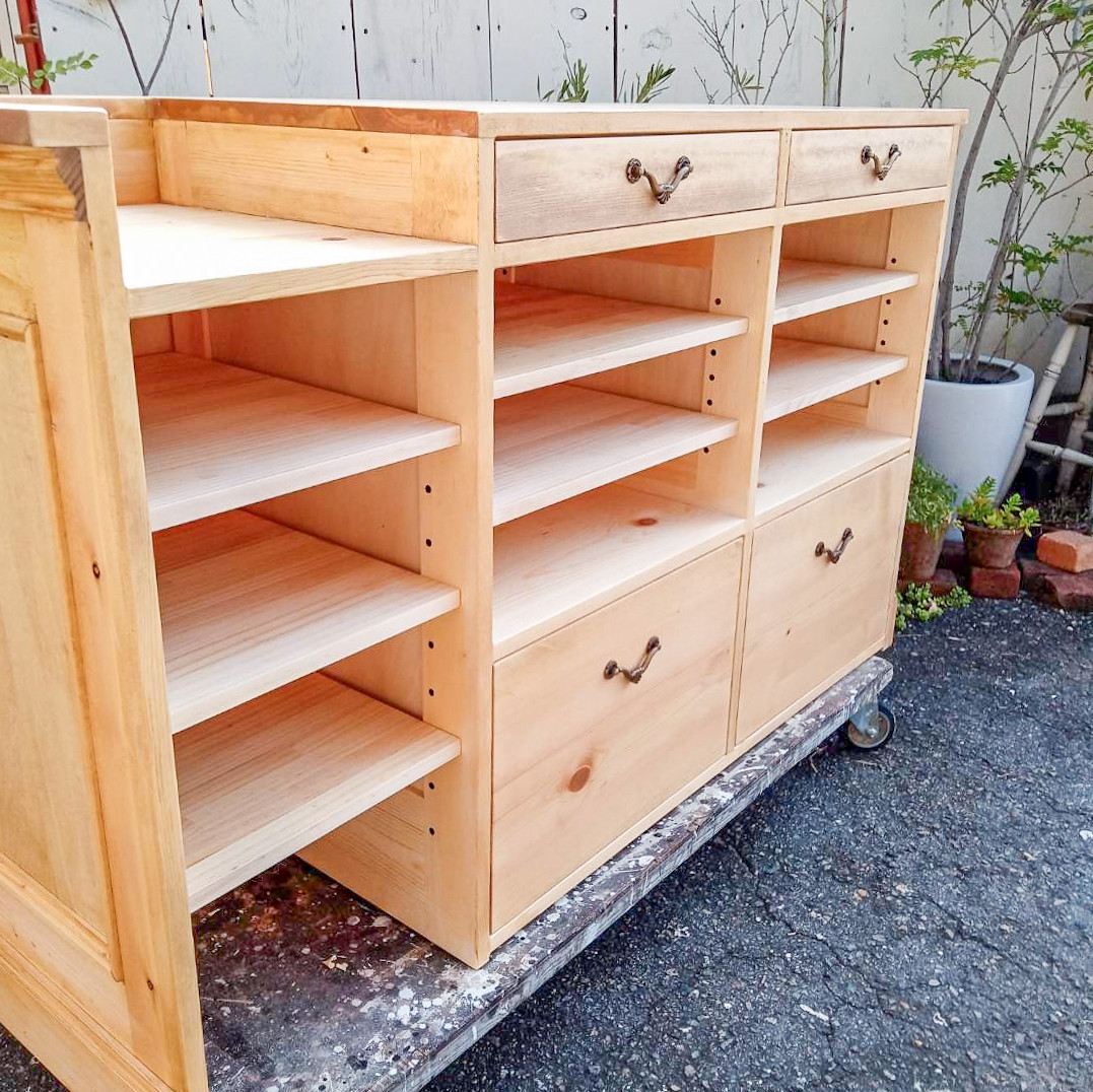 ケーキ屋さんカウンター（W1500パイン） アンティークウッドカウンター 受付カウンター オーダーメイド家具 店舗什器