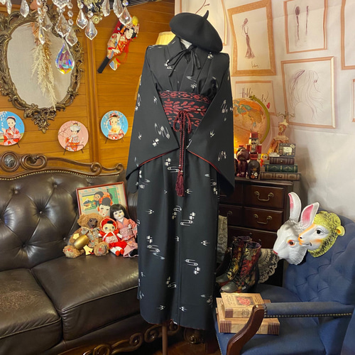 仕立て屋さんの絣生地にモハモハの○が付いたハンドメイドワンピース 