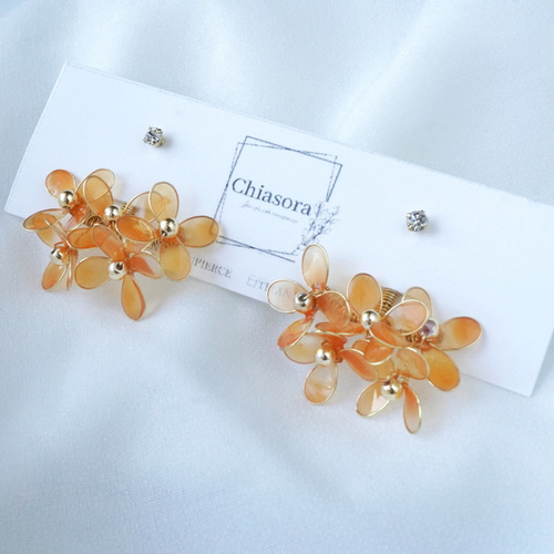 金木犀ｰキンモクセイのイヤリング/ピアス〜秋の花・きんもくせい 