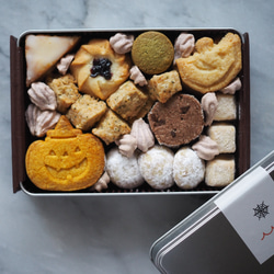 ハロウィンクッキー缶2024 クッキー BAKERIN 通販 18263387｜Creema