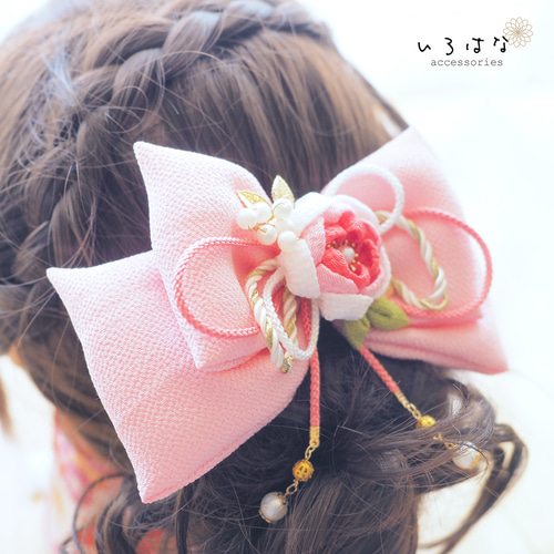 和風リボンの髪飾り つまみ細工 ピンク ヘアクリップ 大きめ