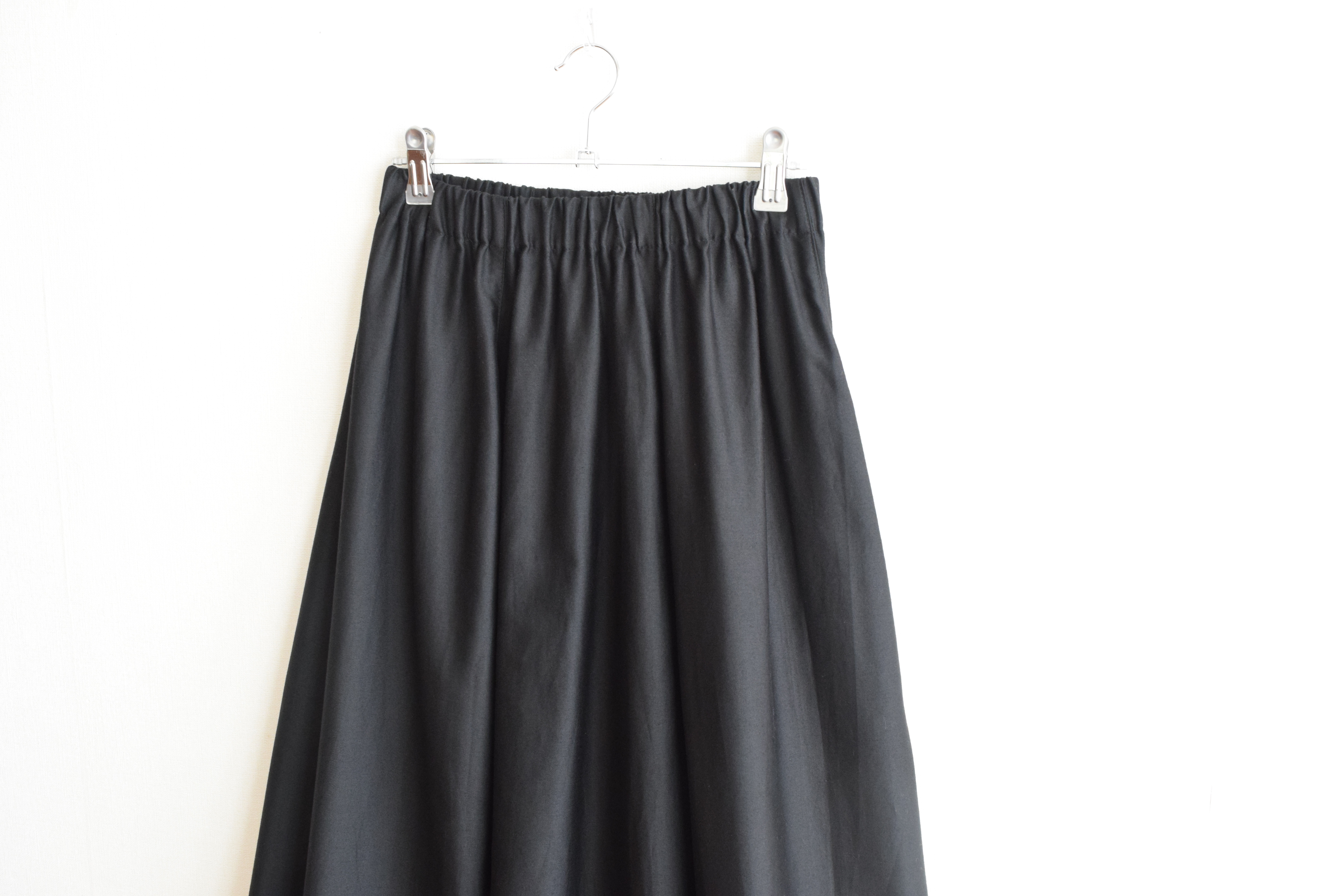 美・大人シルエット6枚はぎ・フレアースカート/黒