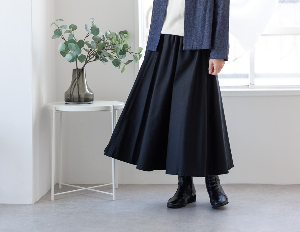 美・大人シルエット6枚はぎ・フレアースカート/黒