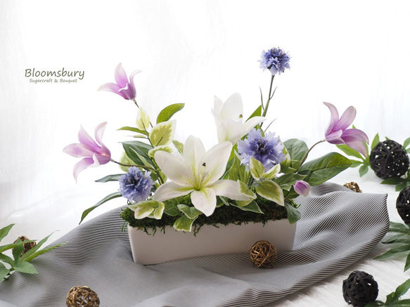 白ユリの和風アレンジメント white & purple ~with artificial
