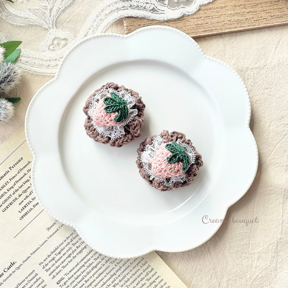 ꫛꫀꪝ【いちごケーキ】ベビーヘアクリップ キッズヘアクリップ