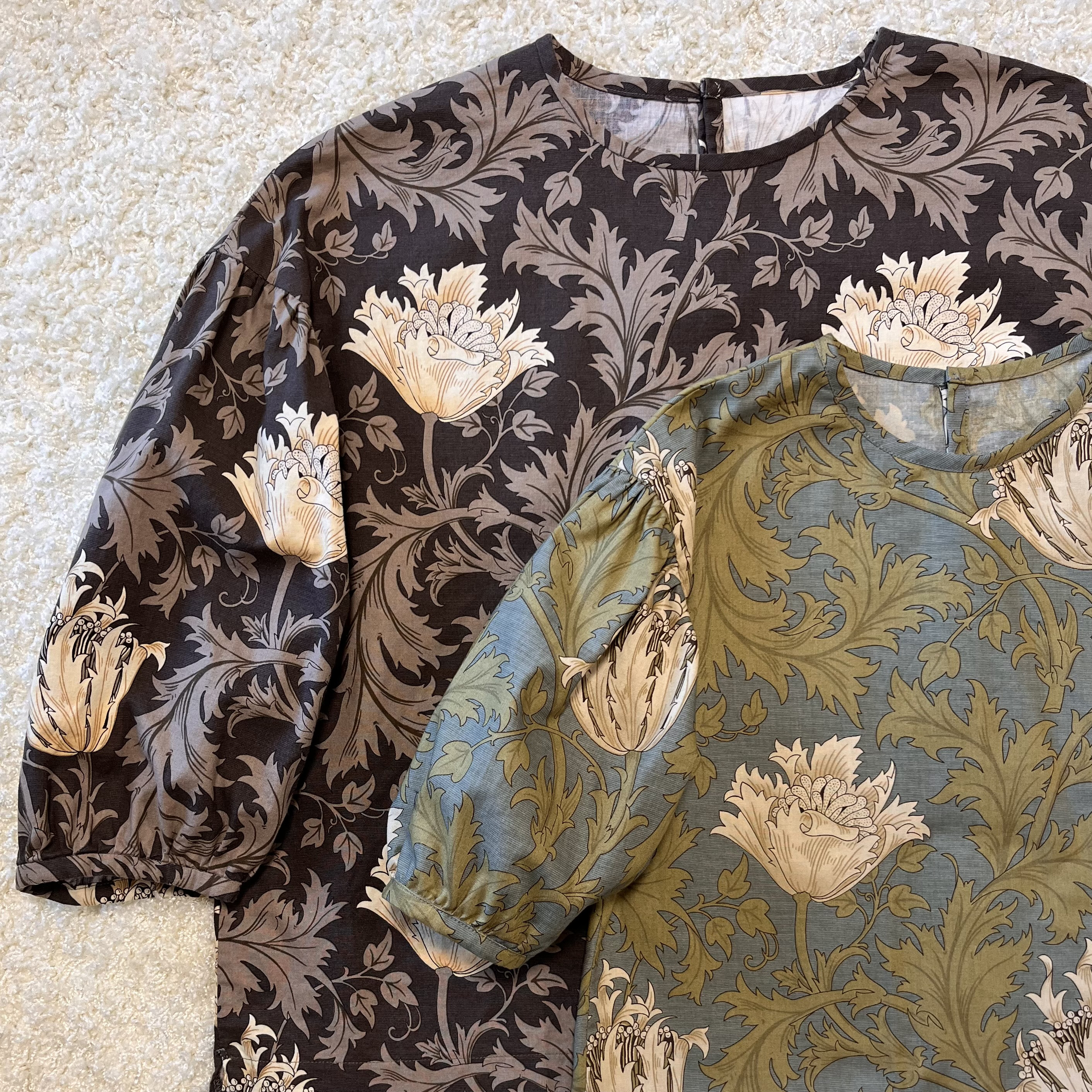 親子おそろいブラウス　2枚1組　Morris生地　七分袖　パフスリーブ　綿100％