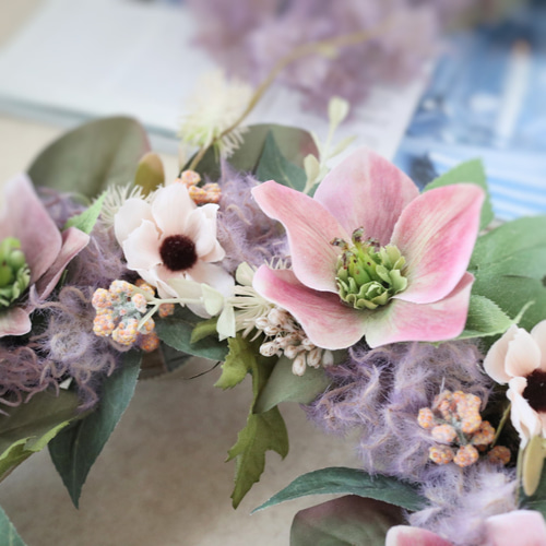 5.スモークツリーリース クリスマスローズとスモークツリーのリース 25cm ❁ ドアリース 秋冬