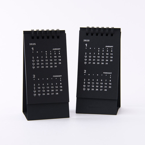 SALE☆「究極の黒」黒の卓上箔押しカレンダー2025年[2色展開 SALE☆「究極の黒」黒の卓上箔押しカレンダー2025年[2色展開